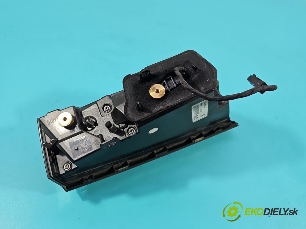 Peugeot 508 II 2018- 1.6 16V 181KM automatic 133 kW 1598 cm3 5- svetlo / reflektor zadné ľavé 9813508280 (Kľučka dverí ostatné)