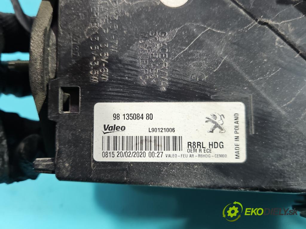 Peugeot 508 II 2018- 1.6 16V 181KM automatic 133 kW 1598 cm3 5- svetlo / reflektor zadné pravé 9813508480 (Kľučka dverí ostatné)