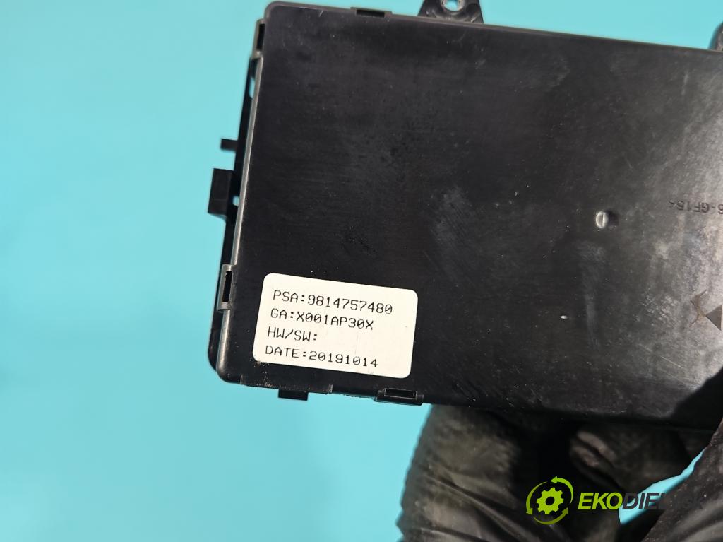 Peugeot 508 II 2018- 1.6 16V 181KM automatic 133 kW 1598 cm3 4- svetlo / reflektor interiéra 9814757480