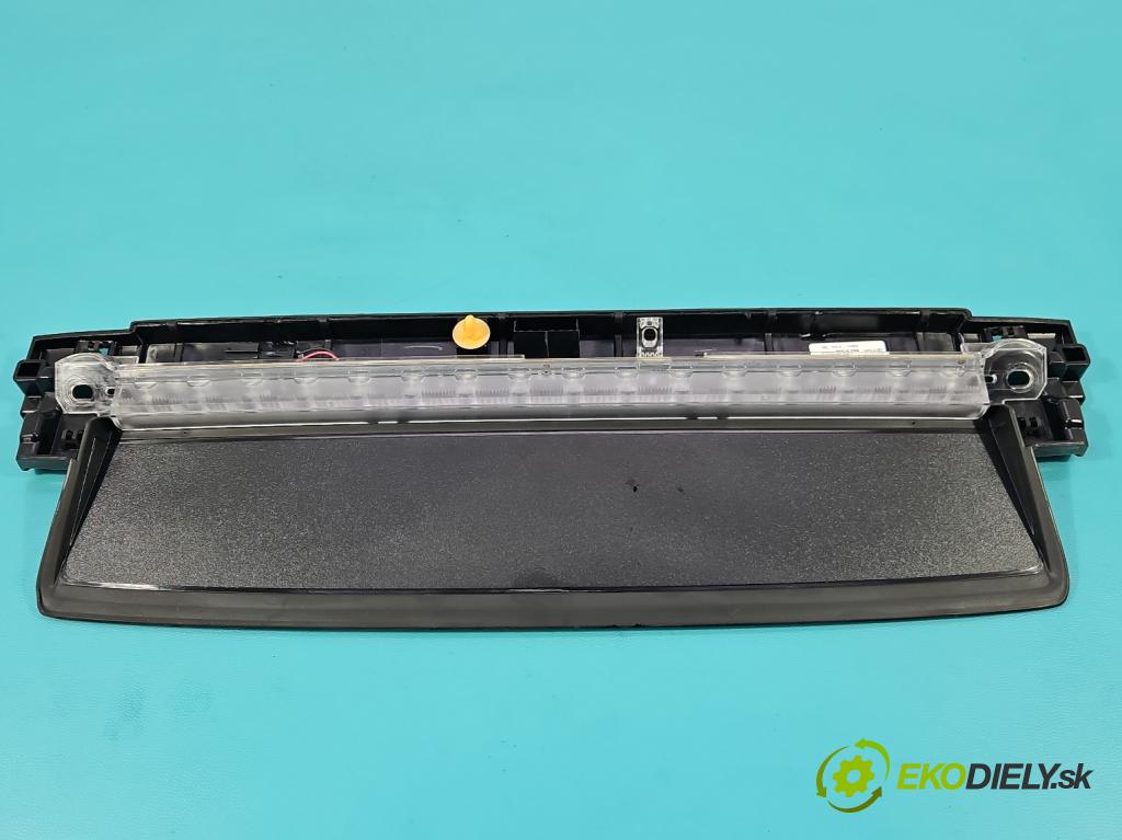 Peugeot 508 II 2018- 1.6 16V 181KM automatic 133 kW 1598 cm3 5- světlo: stop: 9830402780