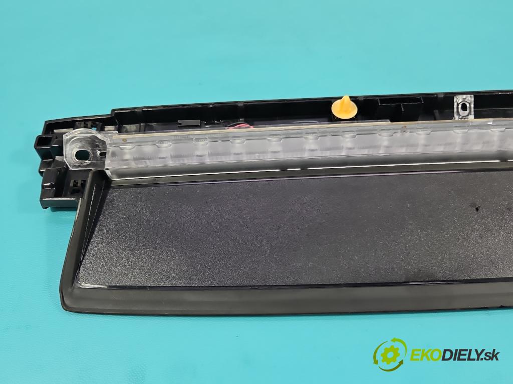 Peugeot 508 II 2018- 1.6 16V 181KM automatic 133 kW 1598 cm3 5- světlo: stop: 9830402780