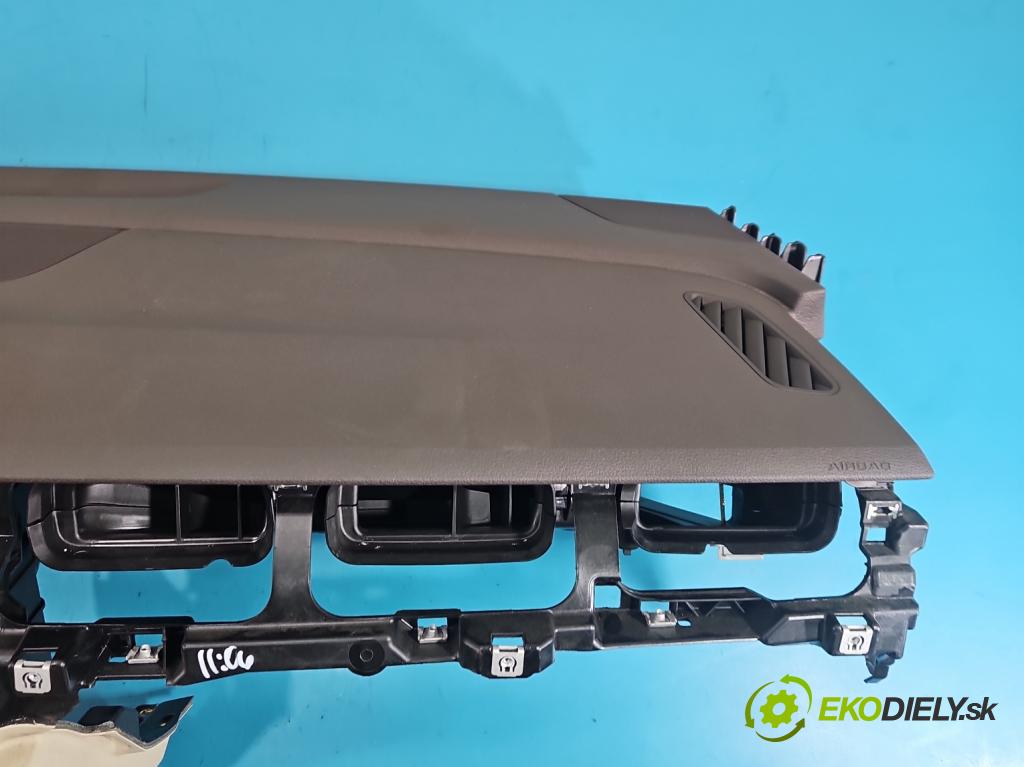 Audi Q7 2015- 3.0 TFSI 333KM: automatic 245 kW 2995 cm3 5- kokpit,pristrojová doska rozdeľovacia 4M1857001AB