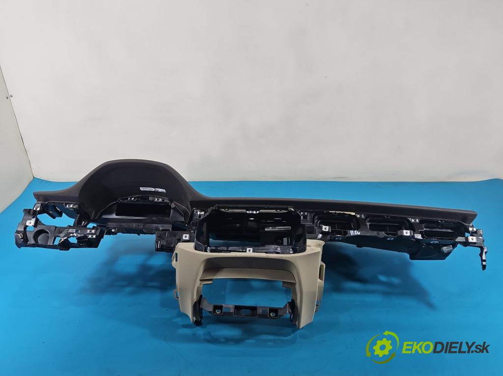 Audi Q7 2015- 3.0 TFSI 333KM: automatic 245 kW 2995 cm3 5- kokpit,pristrojová doska rozdeľovacia 4M1857001AB