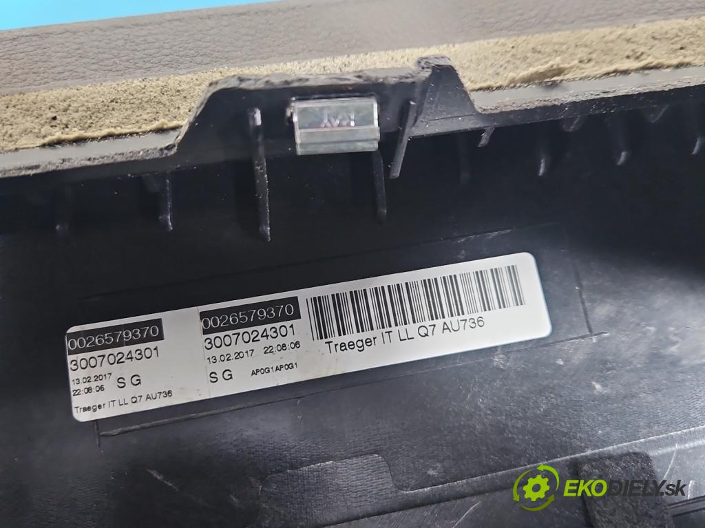 Audi Q7 2015- 3.0 TFSI 333KM: automatic 245 kW 2995 cm3 5- kokpit,pristrojová doska rozdeľovacia 4M1857001AB