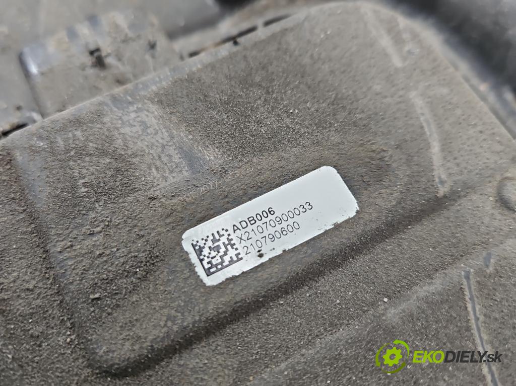 Peugeot 301 1.6 hdi 99 HP manual 73 kW 1560 cm3 4- Nádrž: AdBlue: 9812914780