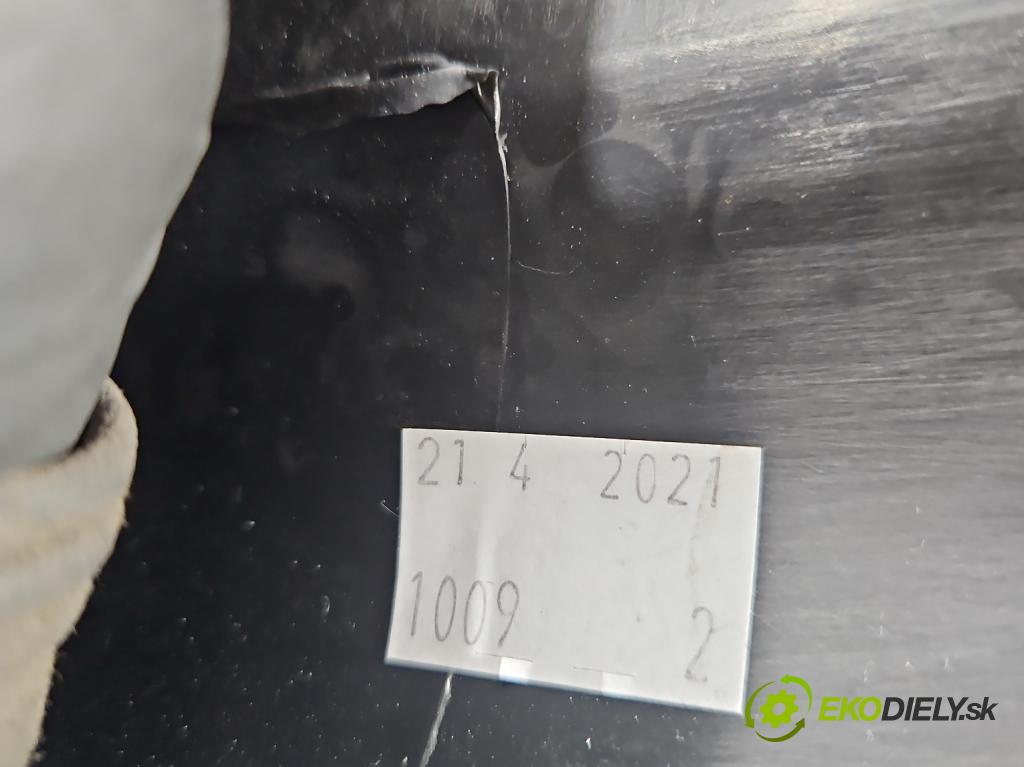 Skoda Octavia IV 2019- 2.0 TDI 116 HP manual 85 kW 1968 cm3 5- kryt plast 5E3853371