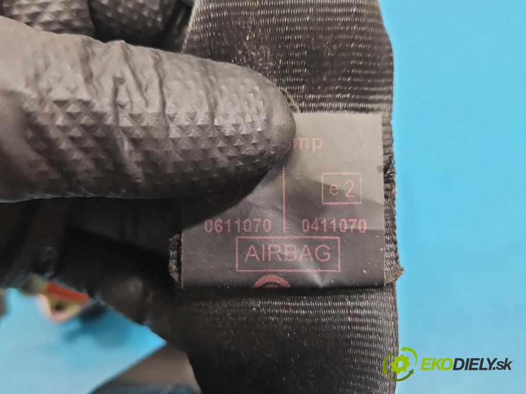 Peugeot 301 1.6 hdi 99 hp manual 73 kW 1560 cm3 4- stěna bezpečnost přední levý 98036065XX