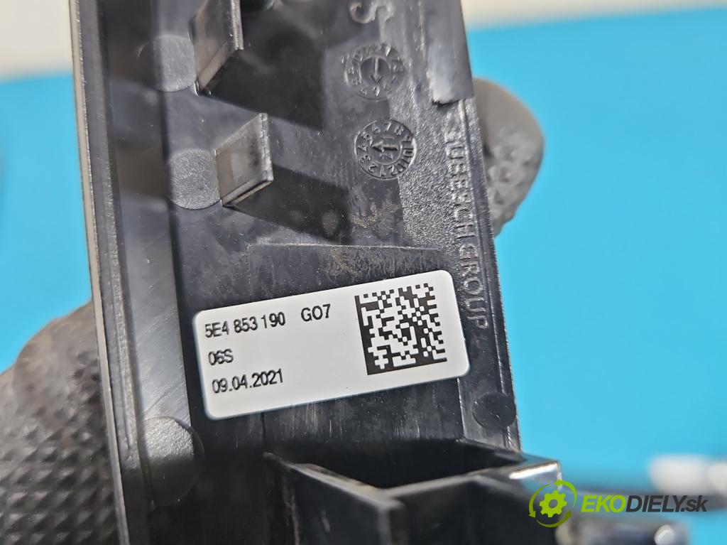 Skoda Octavia IV 2019- 2.0 TDI 116 HP manual 85 kW 1968 cm3 5- lišta ozdobná vnitŕní: 5E4853190