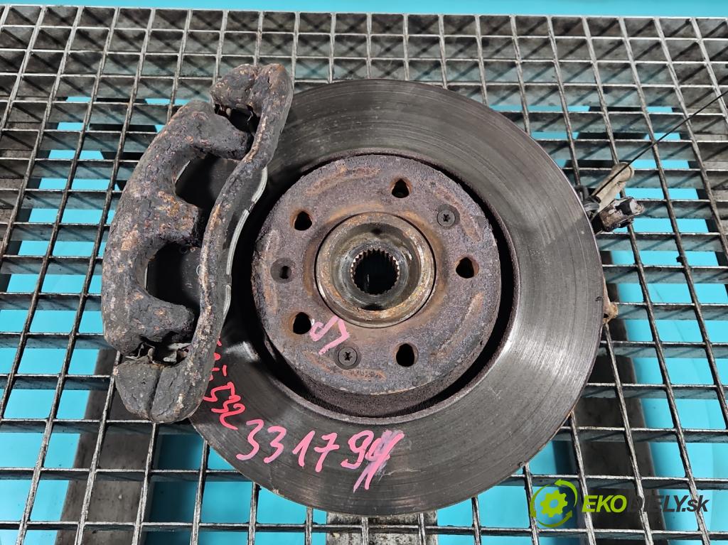 Peugeot Expert II 2006-2016 1.6 hdi 90 HP manual 66 kW 1560 cm3 5- náboj ľavé  (Náboj kolesa)