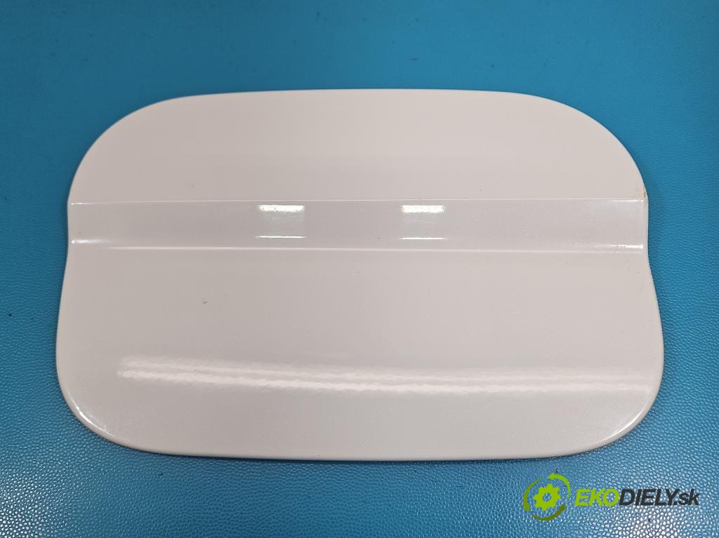 Skoda Octavia IV 2019- 2.0 TDI 116 HP manual 85 kW 1968 cm3 5- Klapka nádrže palivo 5E6809909 (Kľučka dverí ostatné)