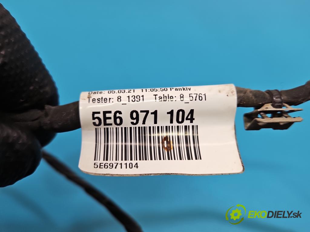 Skoda Octavia IV 2019- 2.0 TDI 116 HP manual 85 kW 1968 cm3 5- Zväzok: nárazník zadné 5E6971104