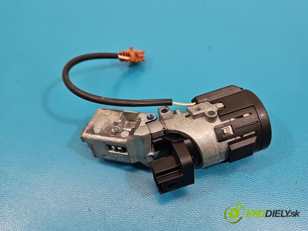 Peugeot 301 1.6 hdi 99 HP manual 73 kW 1560 cm3 4- riadiaca jednotka motora 0281032456