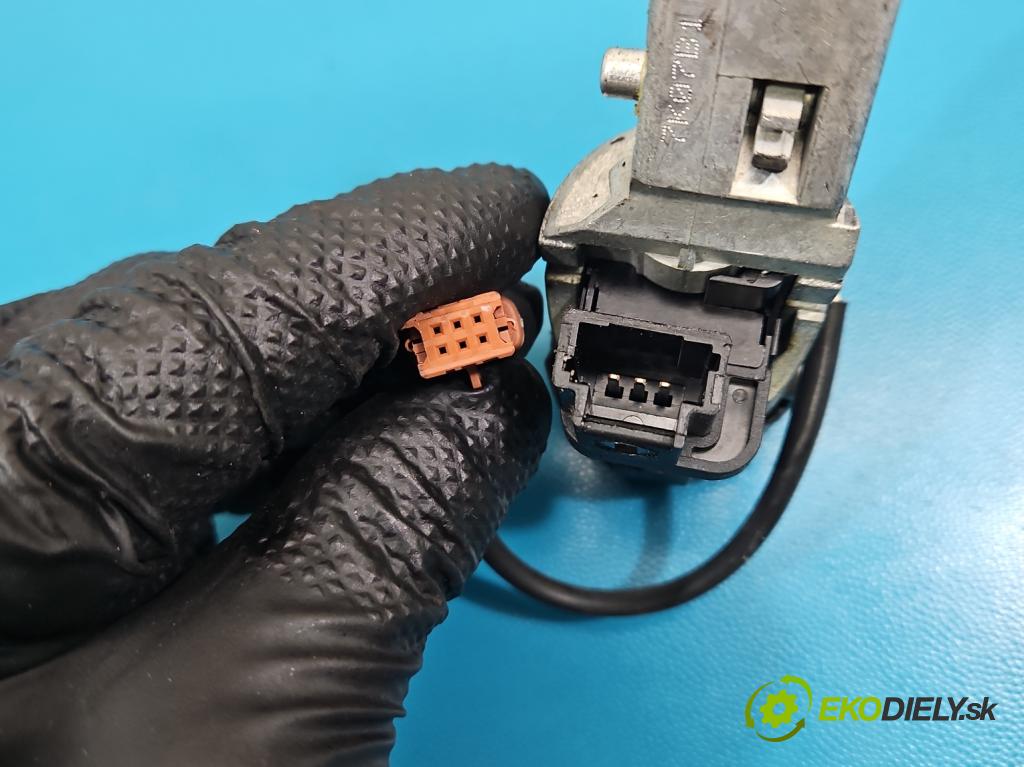 Peugeot 301 1.6 hdi 99 HP manual 73 kW 1560 cm3 4- riadiaca jednotka motora 0281032456