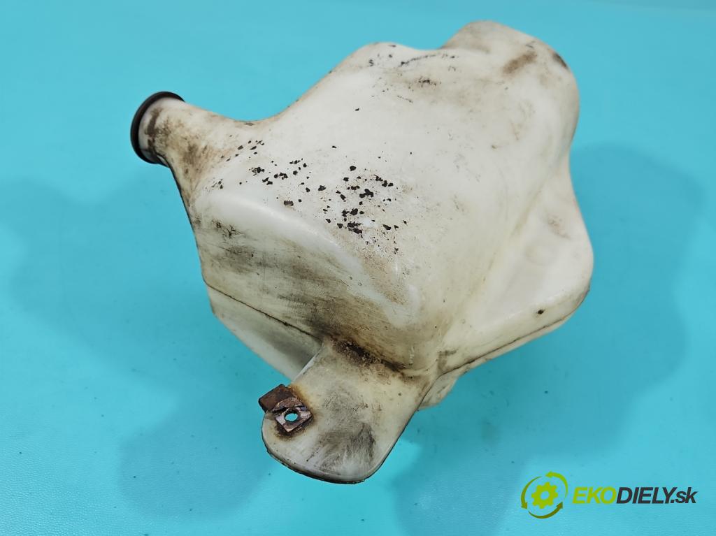 Peugeot Expert II 2006-2016 1.6 hdi 90 hp manual 66 kW 1560 cm3 5- nádržka tekutina: ostřikovačů 1400712680