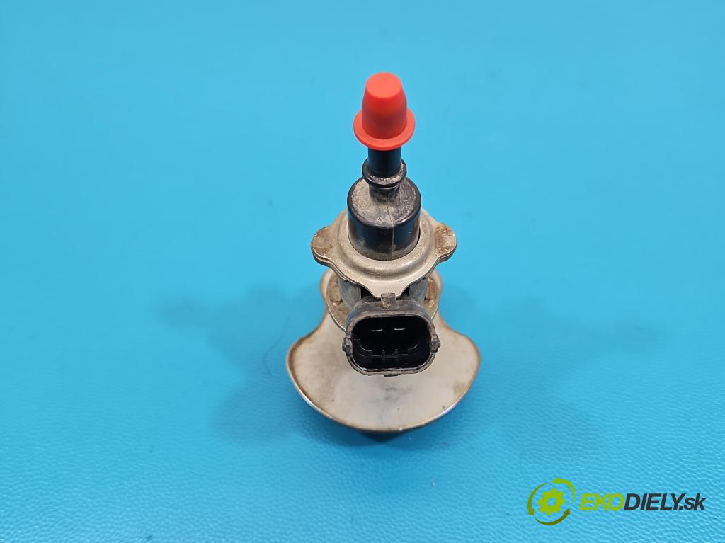 Skoda Octavia IV 2019- 2.0 TDI 116 HP manual 85 kW 1968 cm3 5- vstrek 7LA131113A (Vstrekovač paliva)