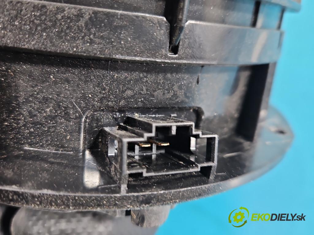 Skoda Octavia IV 2019- 2.0 TDI 116 HP manual 85 kW 1968 cm3 5- reproduktory komplet 5E3035411A