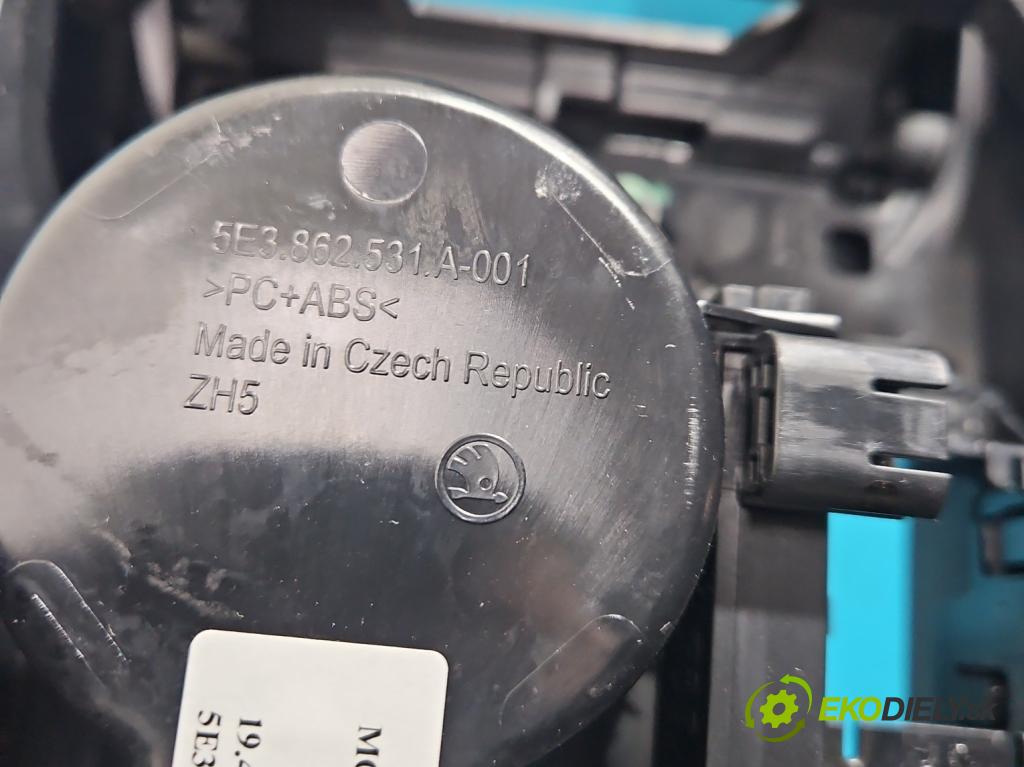 Skoda Octavia IV 2019- 2.0 TDI 116 HP manual 85 kW 1968 cm3 5- operadlo 5E3862531A (Lakťová opierka)