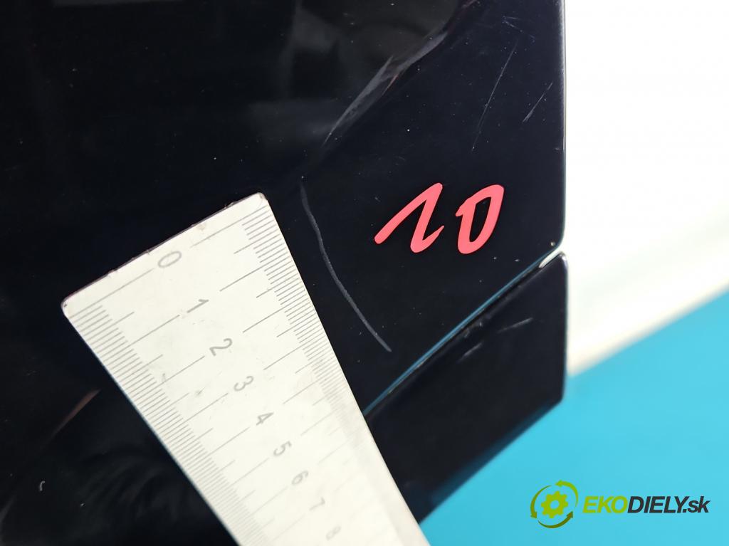 Audi Q7 2015- 3.0 TFSI CRE 333KM: automatic 245 kW 2995 cm3 5- dveře zadní levé  (Klika dveří ostatní)