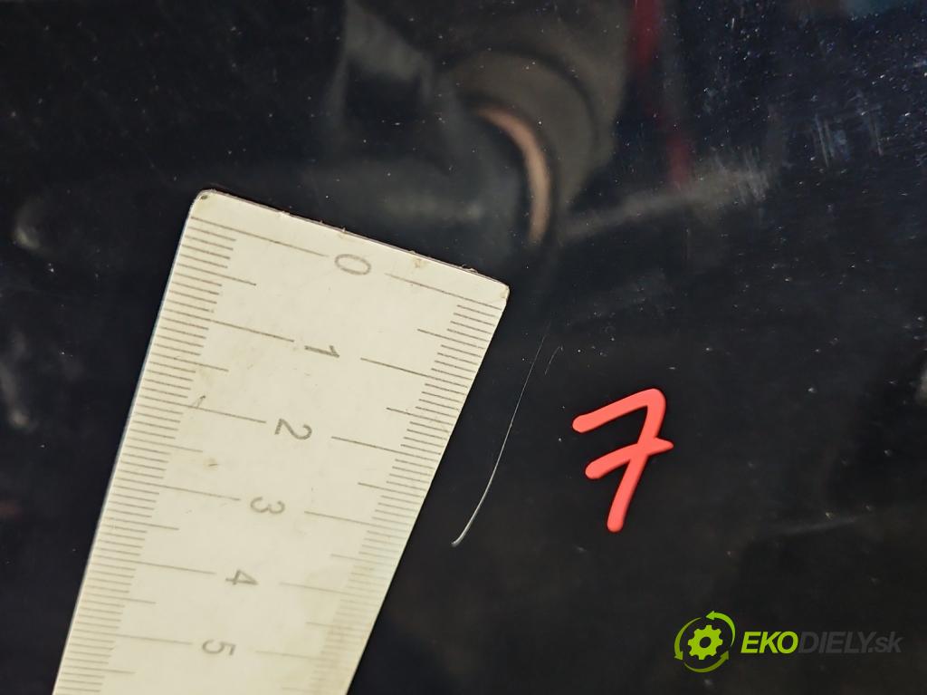 Audi Q7 2015- 3.0 TFSI CRE 333KM: automatic 245 kW 2995 cm3 5- dveře zadní levé  (Klika dveří ostatní)