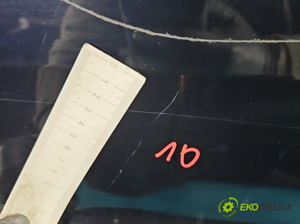 Audi Q7 2015- 3.0 TFSI CRE 333KM: automatic 245 kW 2995 cm3 5- dveře zadní pravé  (Klika dveří ostatní)