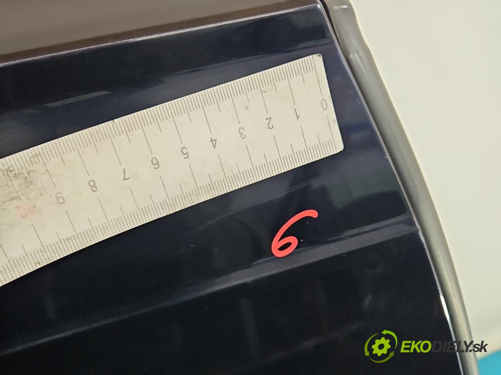 Audi Q7 2015- 3.0 TFSI CRE 333KM: automatic 245 kW 2995 cm3 5- dveře zadní pravé  (Klika dveří ostatní)