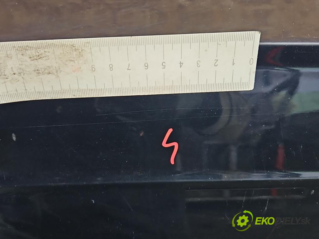 Audi Q7 2015- 3.0 TFSI CRE 333KM: automatic 245 kW 2995 cm3 5- dveře zadní pravé  (Klika dveří ostatní)