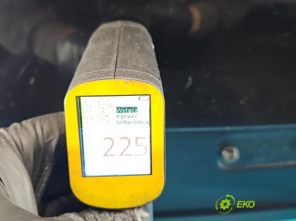 Audi Q7 2015- 3.0 TFSI CRE: 333KM: automatic 245 kW 2995 cm3 5- zadna kufor  (Kapota zadná (kufor))