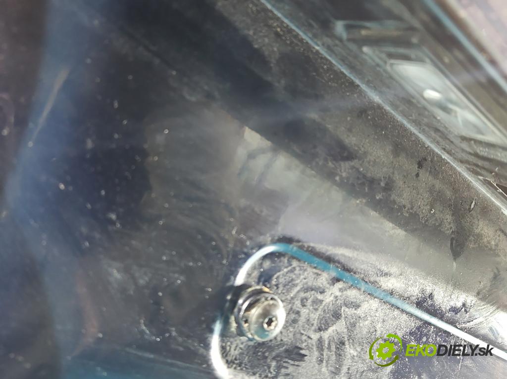 Audi Q7 2015- 3.0 TFSI CRE: 333KM: automatic 245 kW 2995 cm3 5- zadna kufor  (Kapota zadná (kufor))