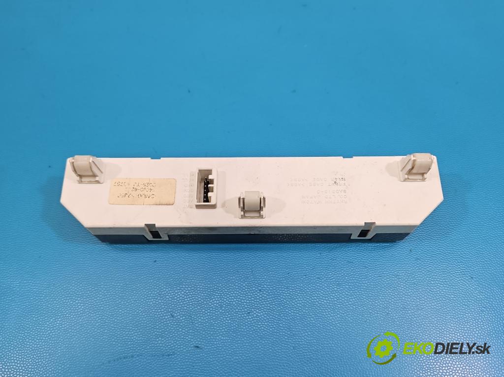 Suzuki Swift Mk6 2005-2010 1.6 16V 125 hp manual 92 kW 1586 cm3 3- displej  (Přístrojová deska)