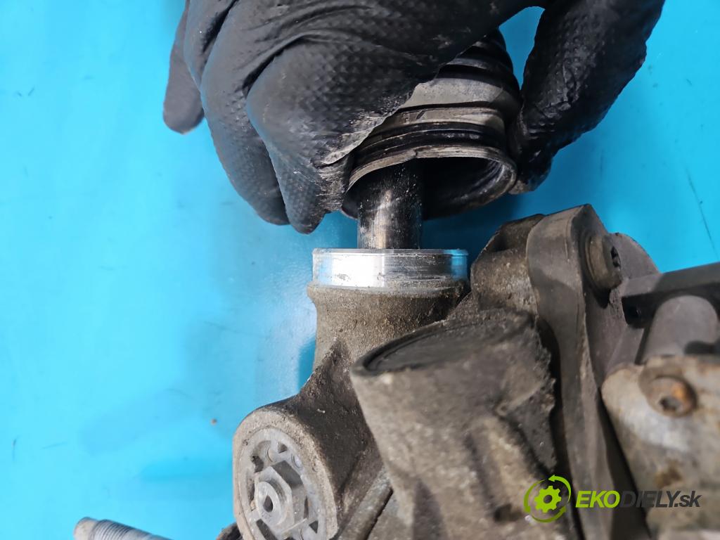 Peugeot 301 1.6 hdi 99 HP manual 73 kW 1560 cm3 4- Ozubené kolo: volant