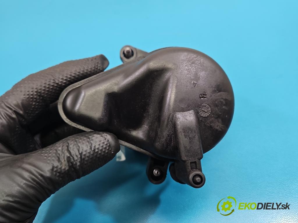 Peugeot 301 1.6 hdi 99 HP manual 73 kW 1560 cm3 4- obal filtra palivo 8V7K07-12