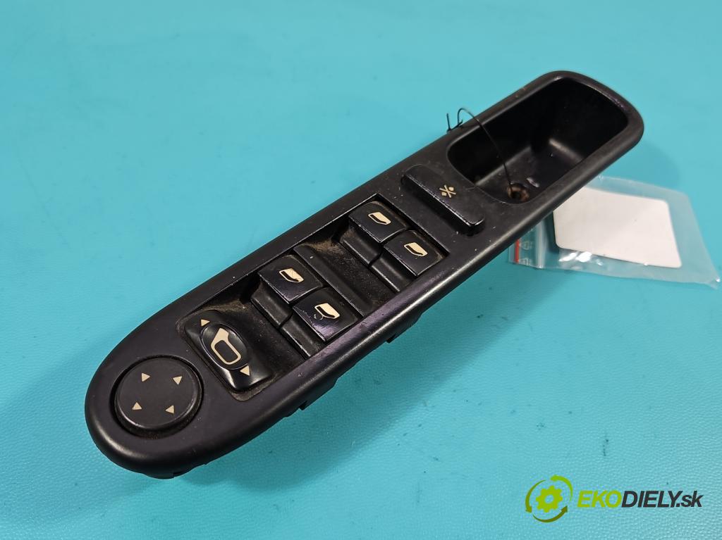 Peugeot 307 2.0 hdi 90 HP manual 66 kW 1997 cm3 5- prepínač okien spätných zrkadiel 96351623XT