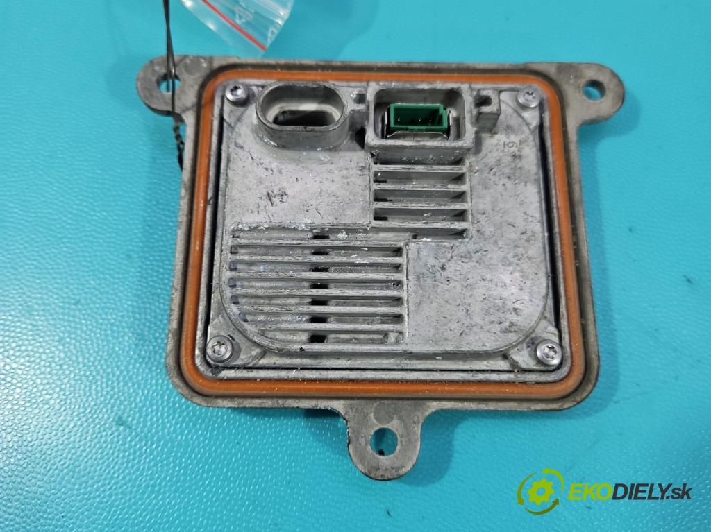 Ford Focus Mk3 2010-2018 1.6 tdci 105 hp manual 77 kW 1560 cm3 5- měnič xenon A71154400DG (Řídící jednotka xenonu)