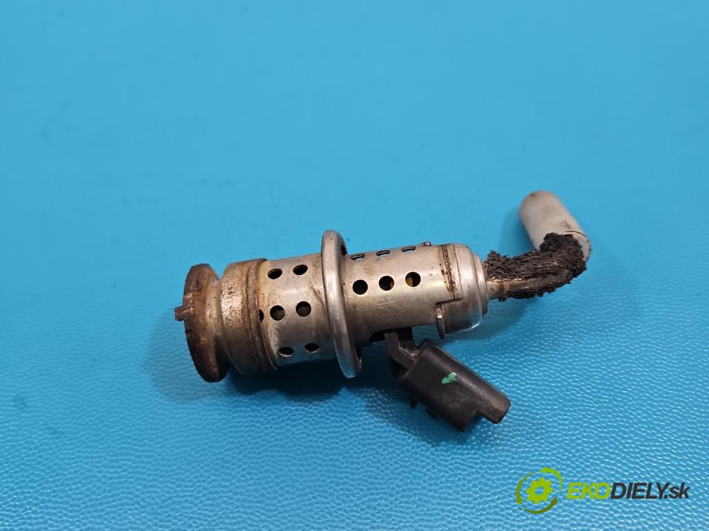 Peugeot 301 1.6 hdi 99 HP manual 73 kW 1560 cm3 4- vstrek 9802763880 (Vstrekovač paliva)