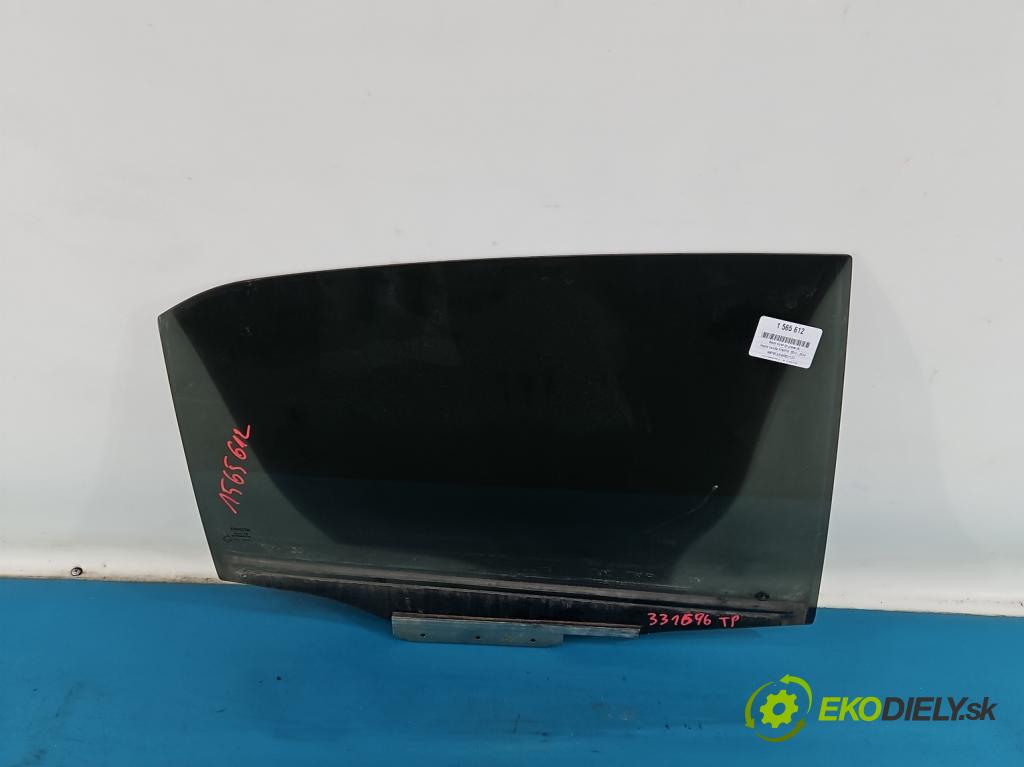 Toyota Corolla E16/E18  2013-2019 1.6 16V 132  HP manual 97 kW 1598 cm3 4- sklo dvere zadné pravé 