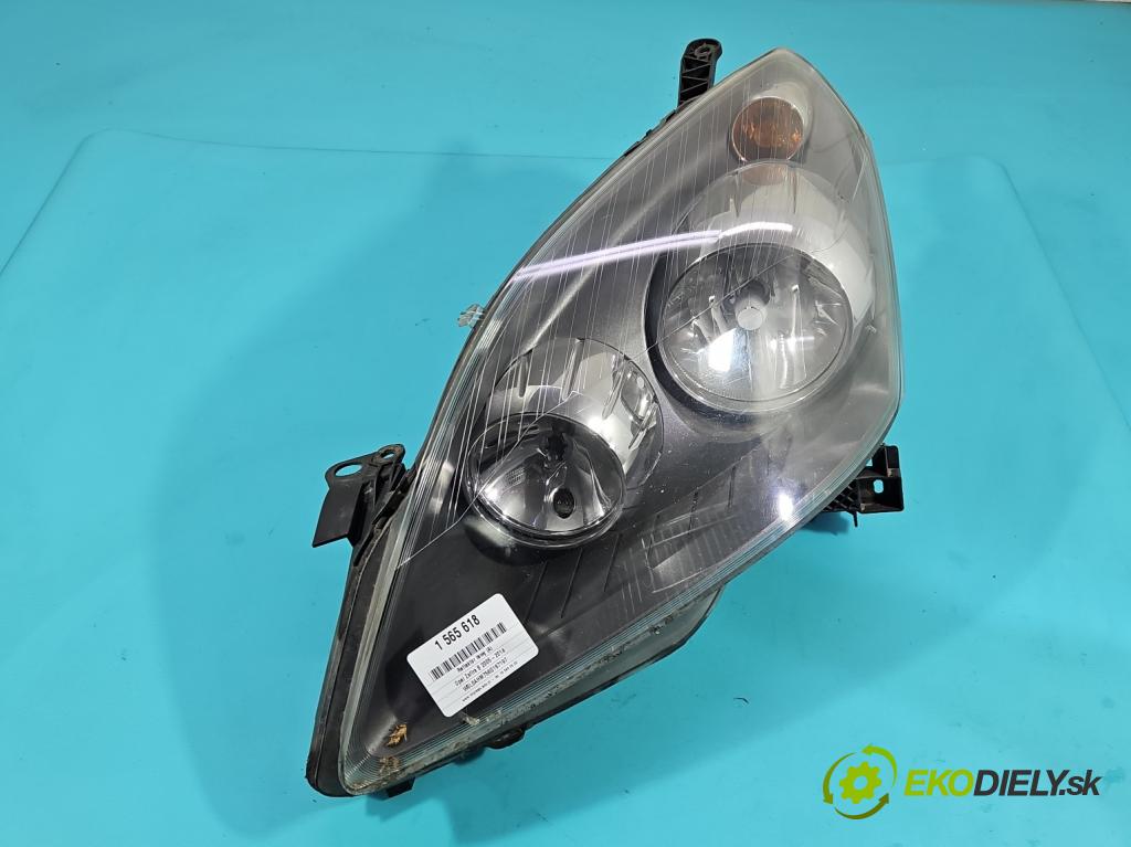 Opel Zafira B 2005-2014 1.9 cdti 120 HP manual 88 kW 1910 cm3 5- Reflektor: ľavý 13252472 (Kľučka dverí ostatné)