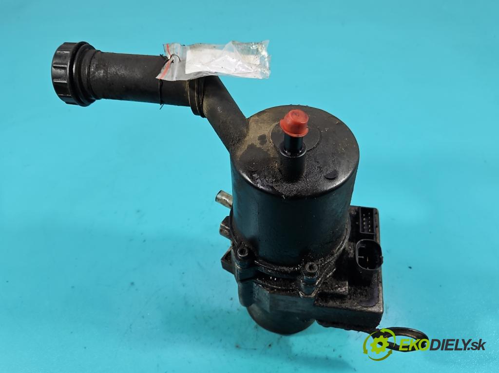 Peugeot 307 2.0 hdi 90 hp manual 66 kW 1997 cm3 5- čerpadlo posilovač 9645102480 (Servočerpadlo)