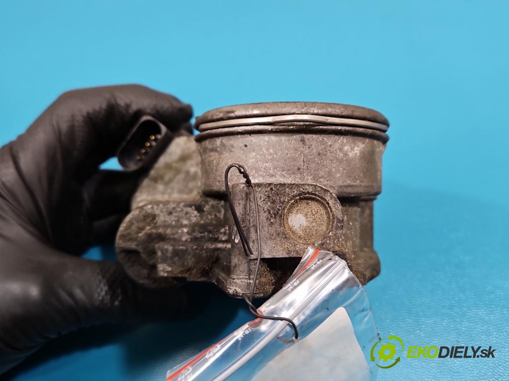 Vw Golf plus 1.9 tdi 105 hp manual 77 kW 1896 cm3 5- škrticí klapka 03G128063C (Škrticí klapka)