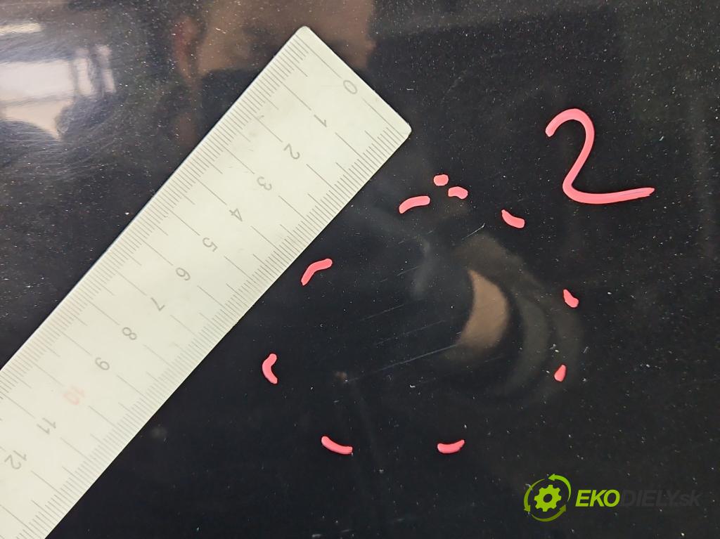 Ford Focus Mk3 2010-2018 1.6 tdci 105 hp manual 77 kW 1560 cm3 5- dveře zadní pravé  (Klika dveří ostatní)