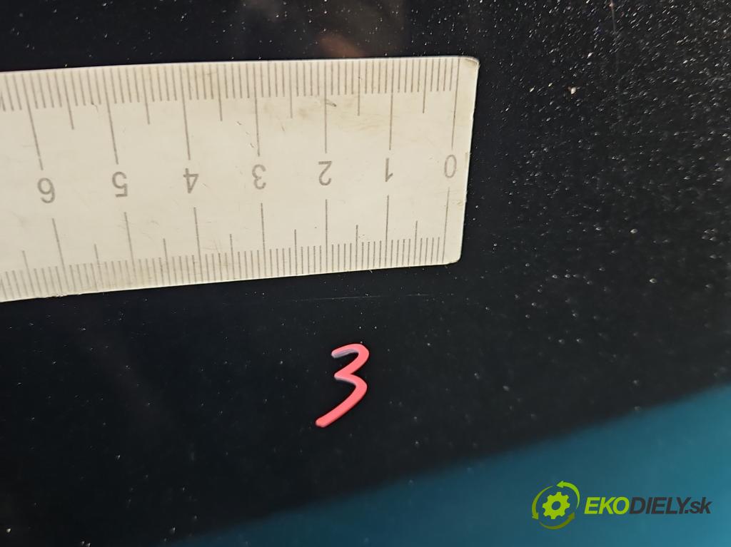 Ford Focus Mk3 2010-2018 1.6 tdci 105 hp manual 77 kW 1560 cm3 5- dveře zadní pravé  (Klika dveří ostatní)