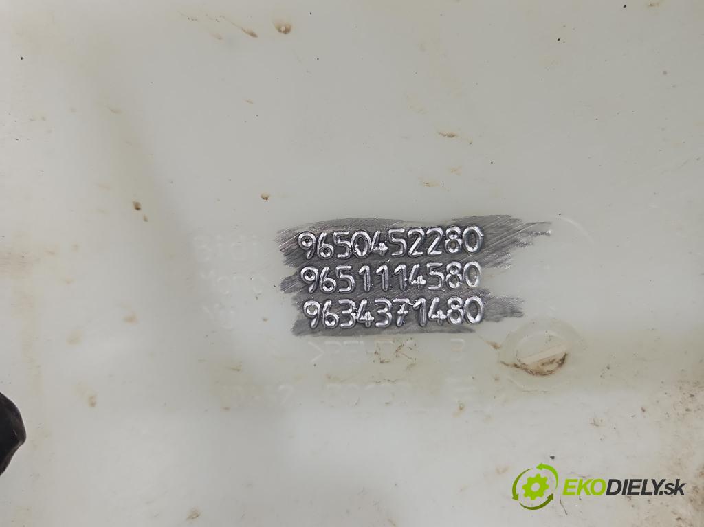 Peugeot 307 1.6 hdi 90 hp manual 66.2 kW 1560 cm3 5- nádržka tekutina: ostřikovačů 9650452280