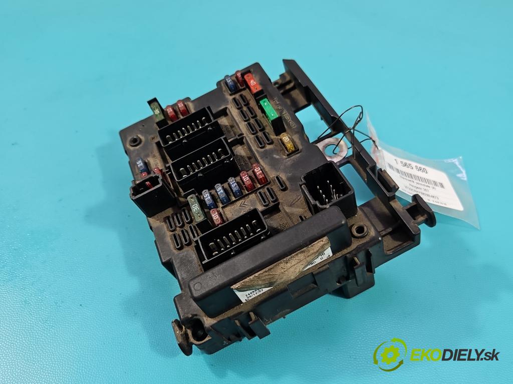 Peugeot 307 2.0 hdi 90 hp manual 66 kW 1997 cm3 5- řídící jednotka 9646405280