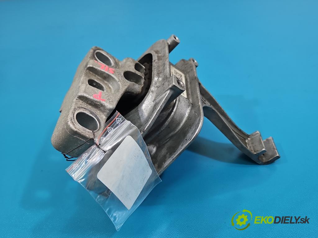 Skoda Octavia IV 2019- 2.0 TDI 116 HP manual 85 kW 1968 cm3 5- airbag motora 5WA199262H (Držiak motora)