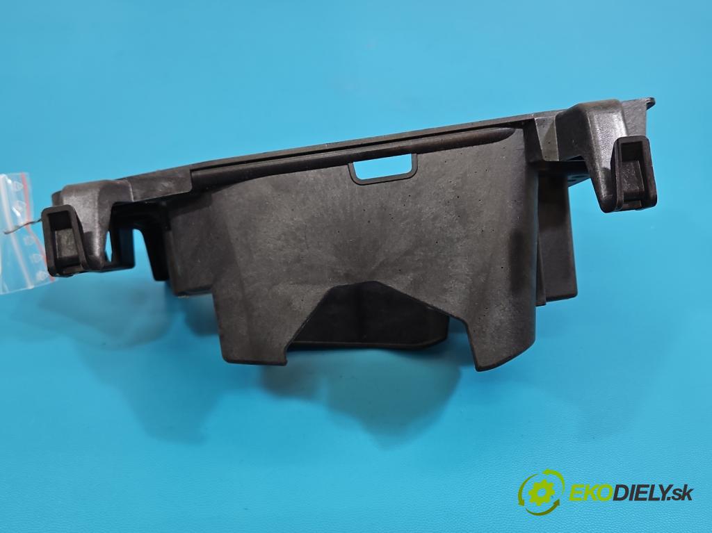 Skoda Octavia IV 2019- 2.0 TDI 116 HP manual 85 kW 1968 cm3 5- kryt plast 5E4863233