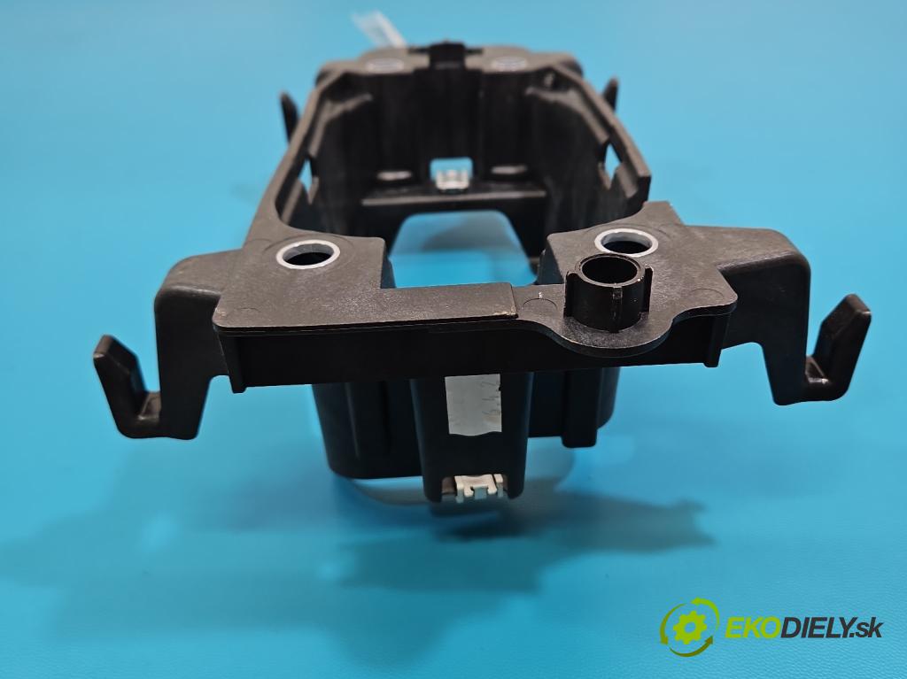 Skoda Octavia IV 2019- 2.0 TDI 116 HP manual 85 kW 1968 cm3 5- kryt plast 5E4863233