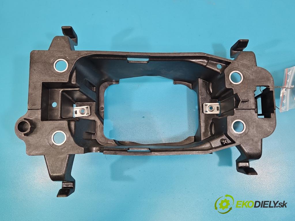 Skoda Octavia IV 2019- 2.0 TDI 116 HP manual 85 kW 1968 cm3 5- kryt plast 5E4863233