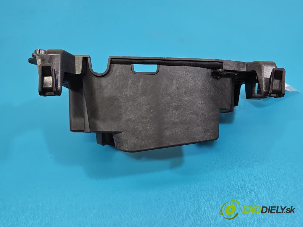 Skoda Octavia IV 2019- 2.0 TDI 116 HP manual 85 kW 1968 cm3 5- kryt plast 5E4863233