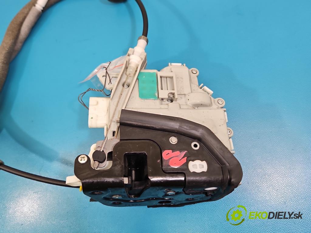 Audi Q7 2015- 3.0 TFSI 333KM: automatic 245 kW 2995 cm3 5- zámok predné pravý 8J1837016F