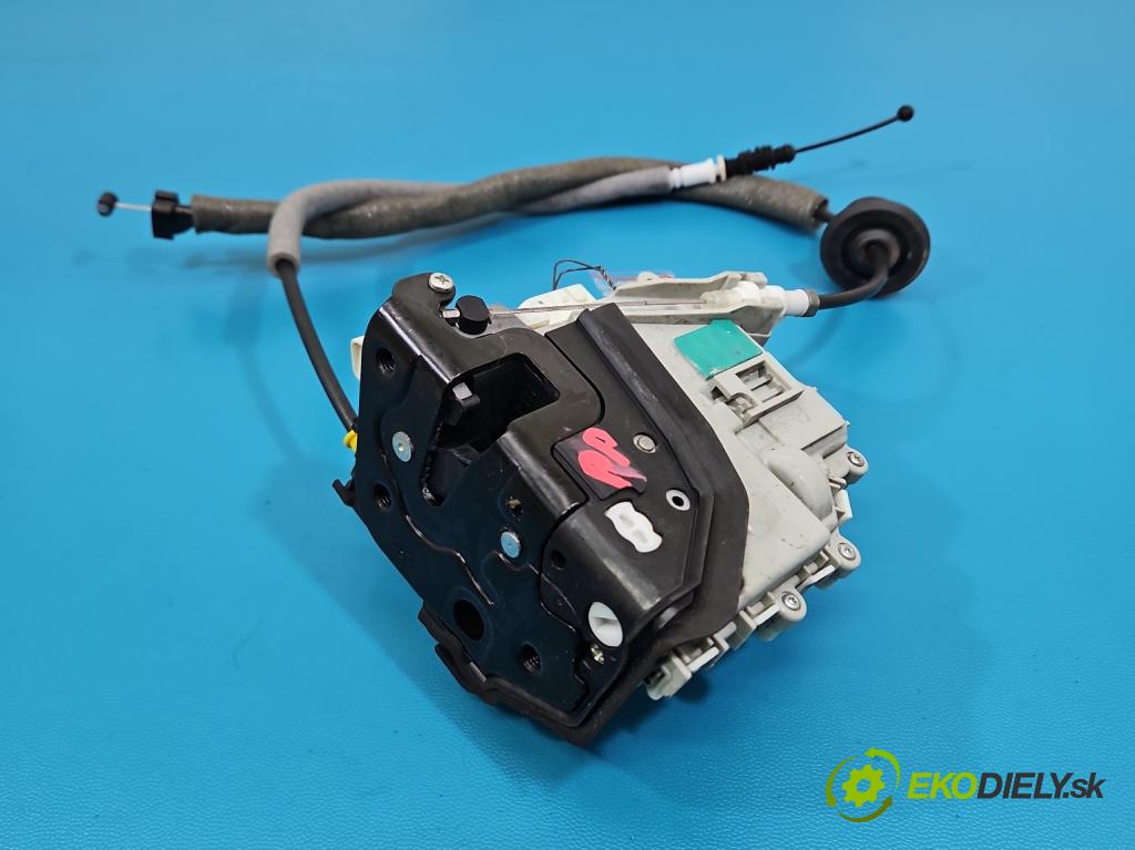 Audi Q7 2015- 3.0 TFSI 333KM: automatic 245 kW 2995 cm3 5- zámek přední pravý 8J1837016F