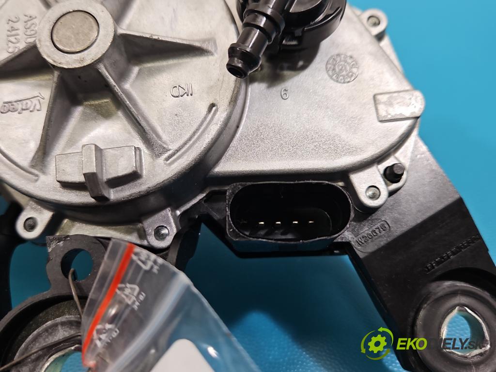 Audi Q7 2015- 3.0 TFSI CRE: 333KM: automatic 245 kW 2995 cm3 5- motor stieračov zadné 4M0955711A